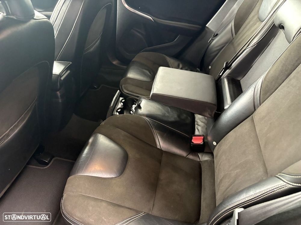 Volvo V40 1.6 D2 R-Design - 24