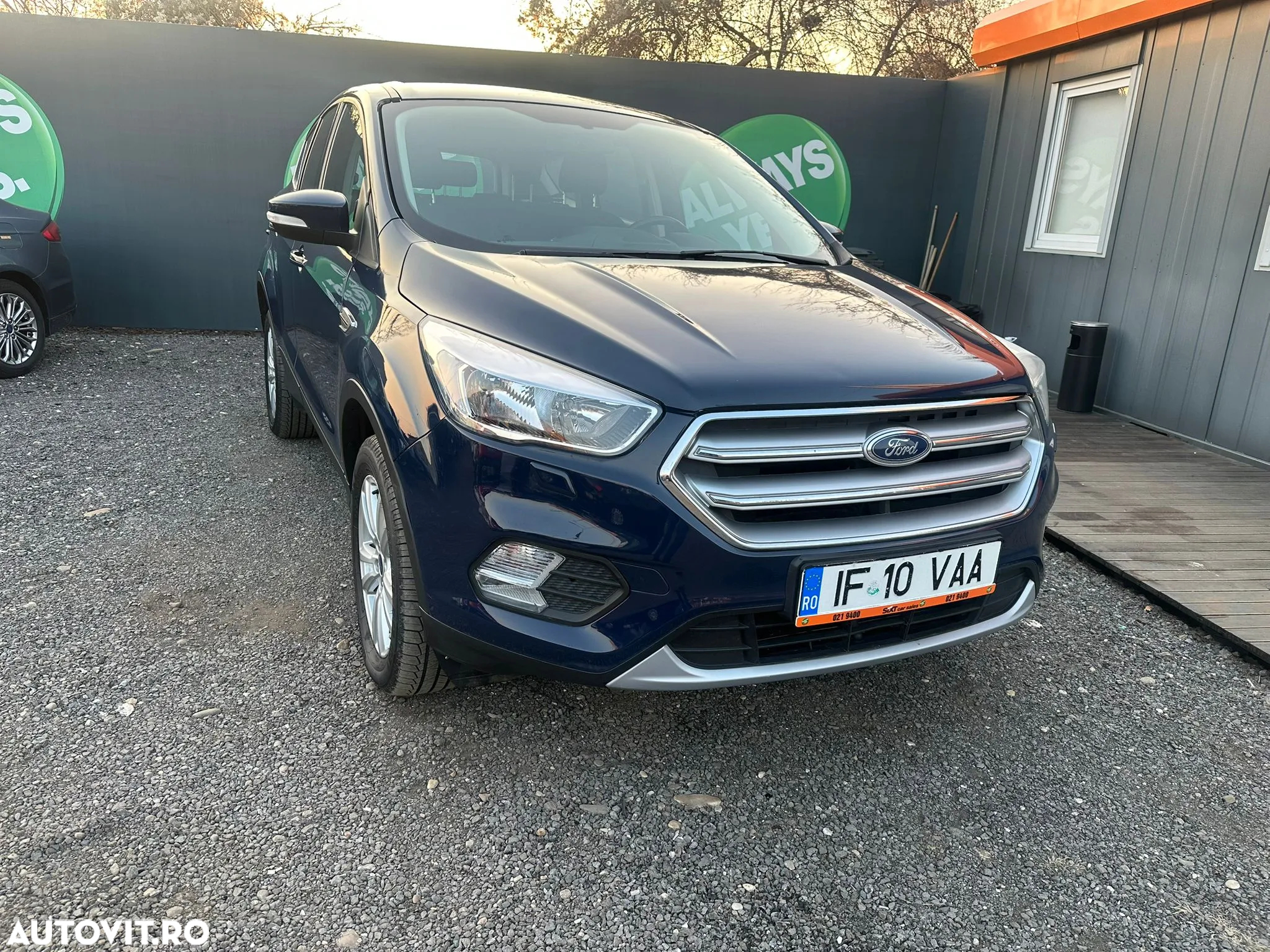 Ford Kuga 2.0 TDCi 4WD Powershift Trend - 2