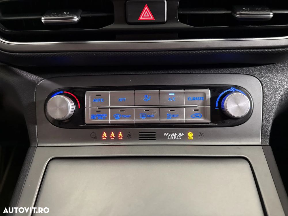 Hyundai KONA - 19
