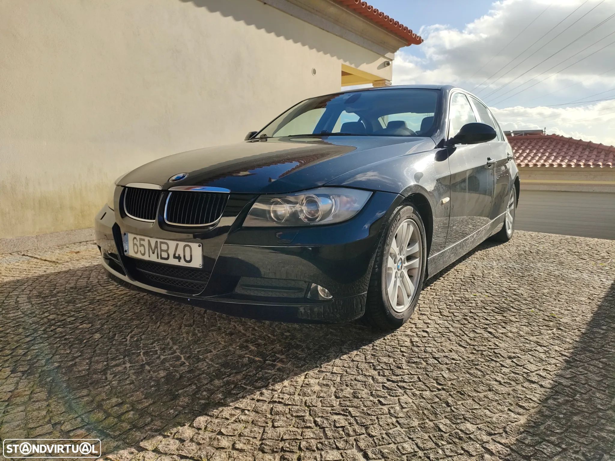 BMW 320 d Dynamic - 1