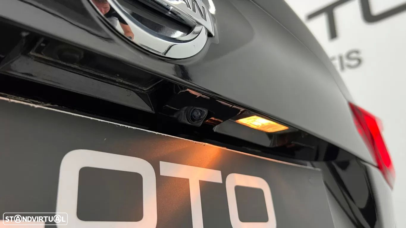 Nissan Qashqai 1.5 dCi N-Connecta DCT - 13