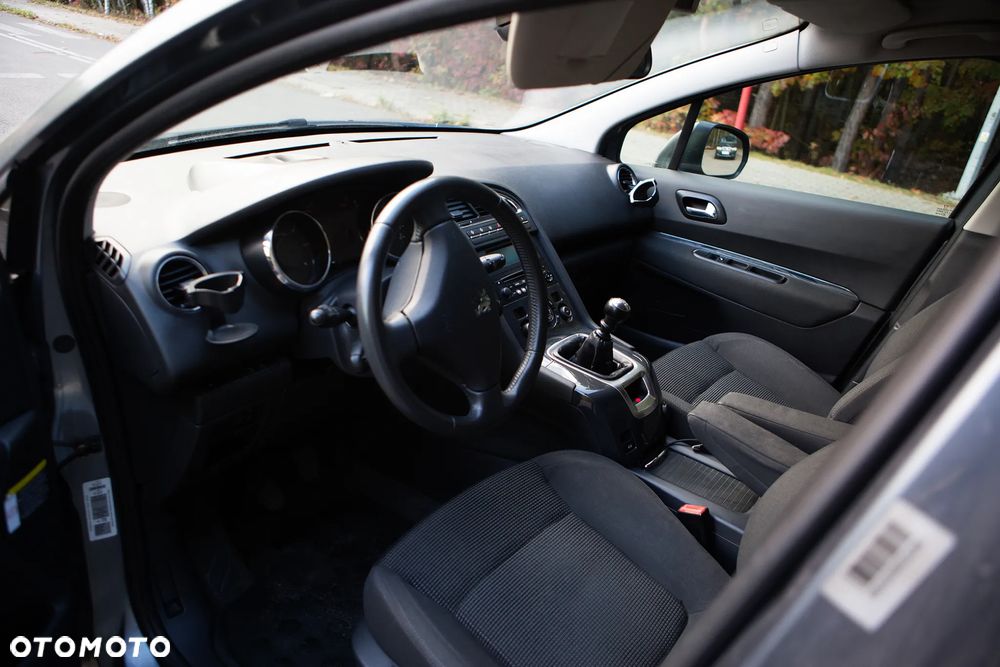 Peugeot 5008 - 2