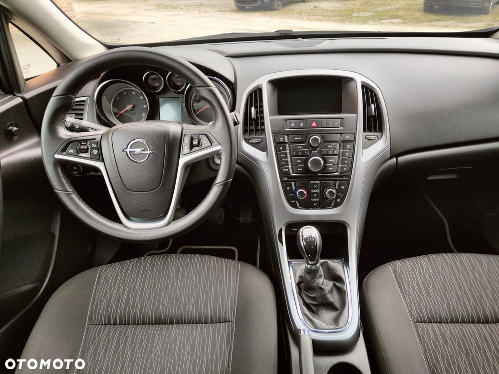 Opel Astra 1.6 CDTI Dynamic - 26