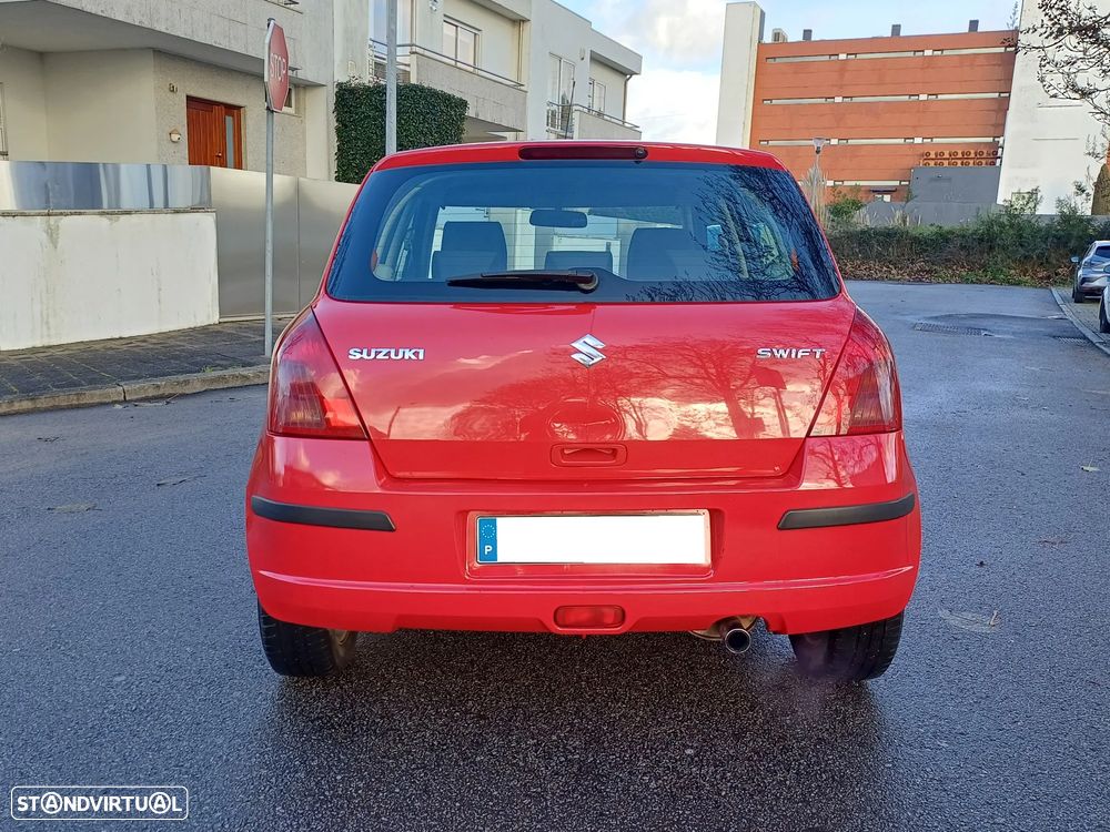 Suzuki Swift 1.3 DDiS GL - 14