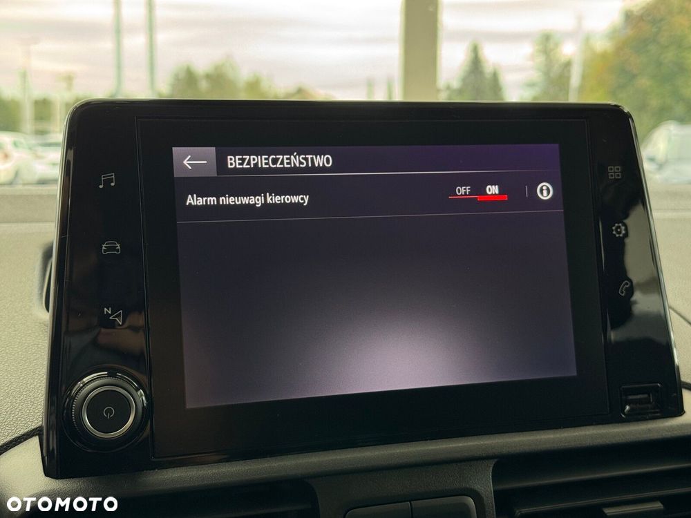 Opel Combo Cargo XL 1.5 CDTI 2,3t (bryg.) - 36