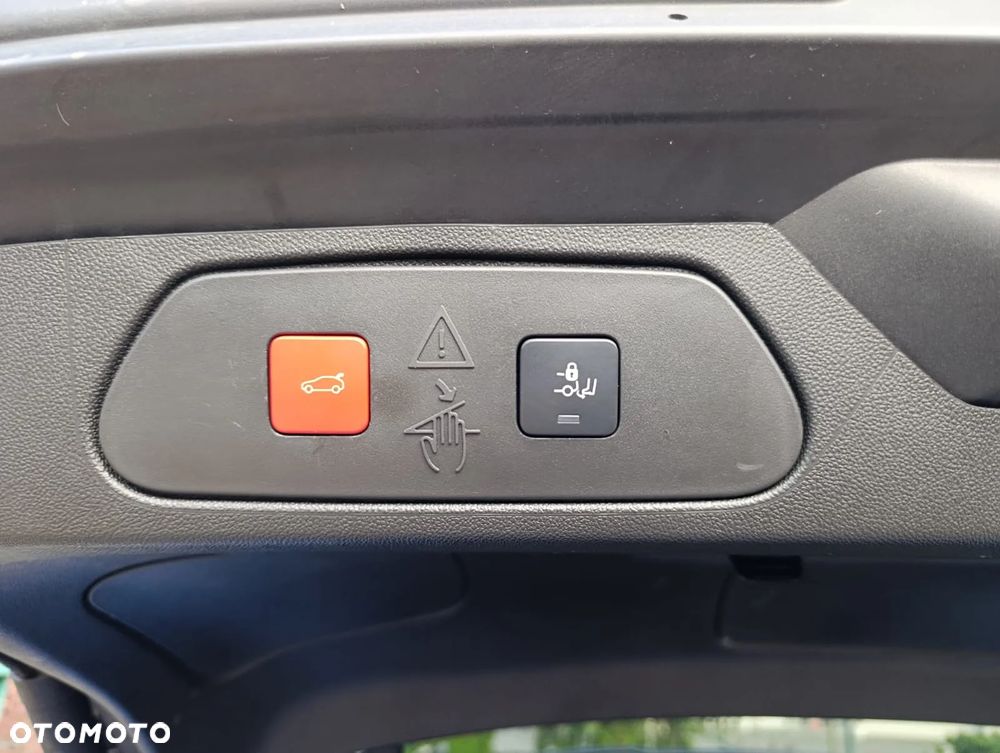 Opel Grandland 1.6 T PHEV Business Elegance - 35