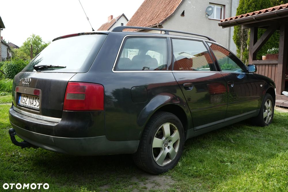Audi A6 - 4