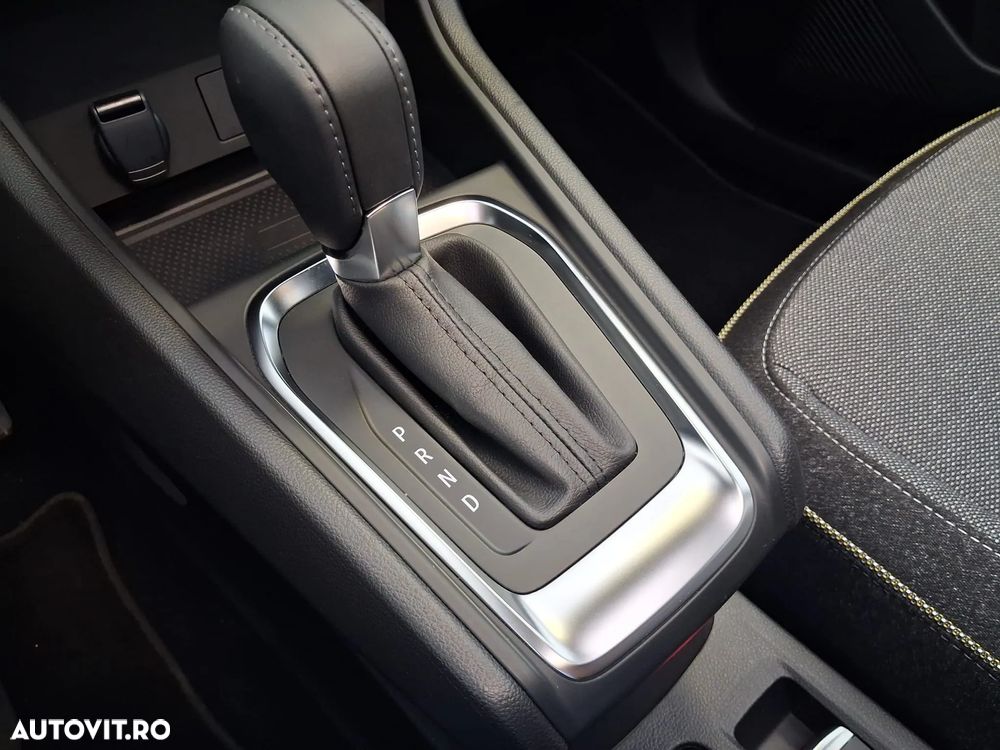 Renault Captur TCe 140 EDC Intense - 18