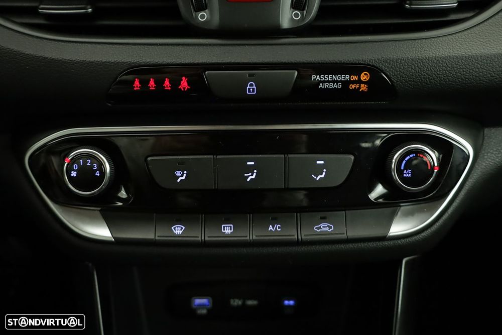 Hyundai i30 1.0 T-GDI Style Plus DCT - 13