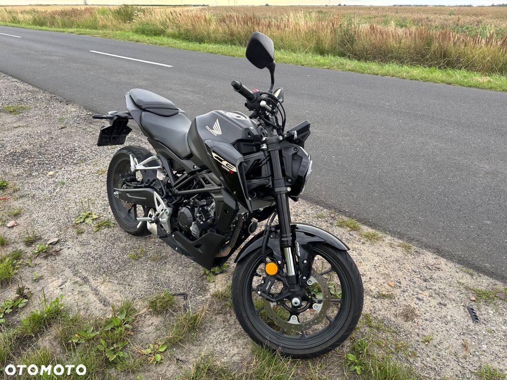 Honda CB - 1