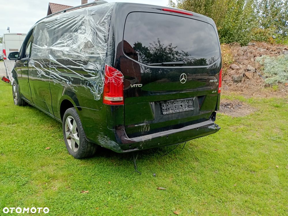 Mercedes-Benz Vito 119 CDI 4MATIC Tourer Extralang EDITION - 3