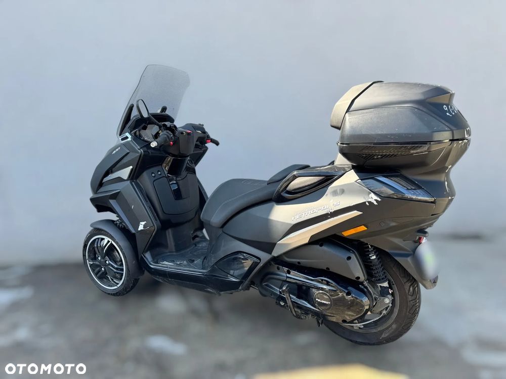Peugeot Metropolis - 4