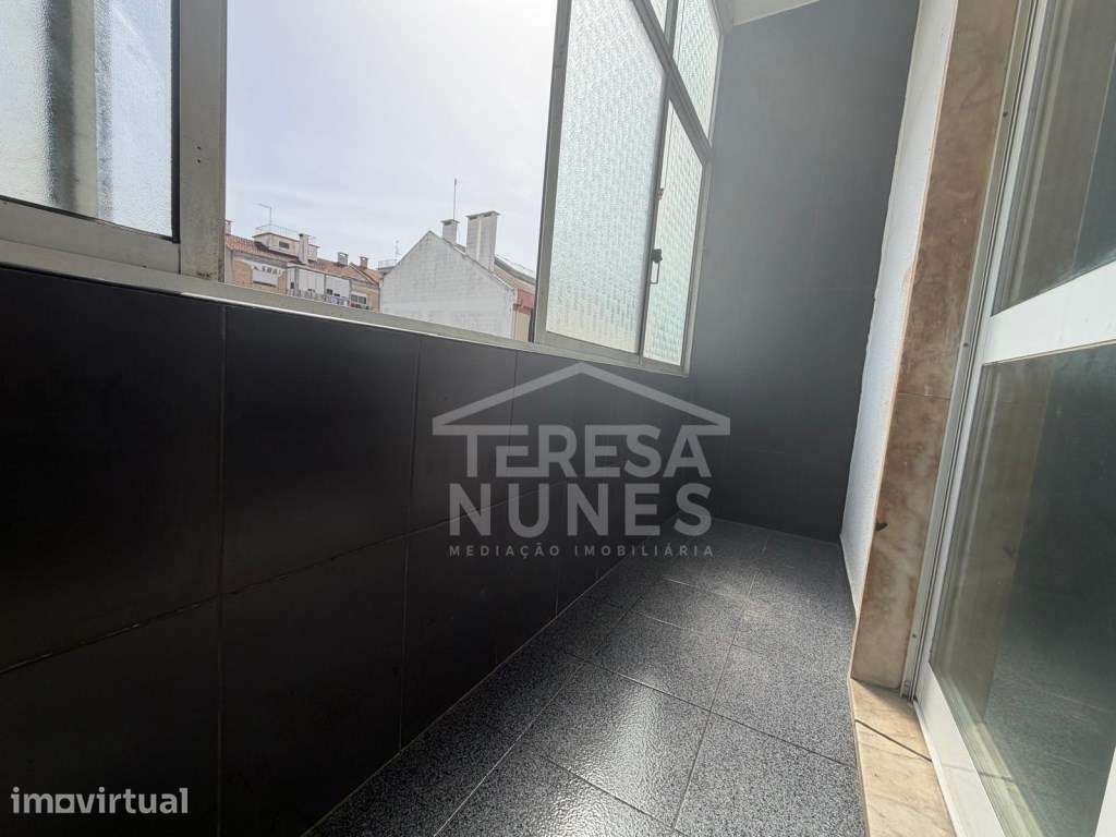 APARTAMENTO T3 + 1 - ARRENTELA / SEIXAL - Grande imagem: 4/25
