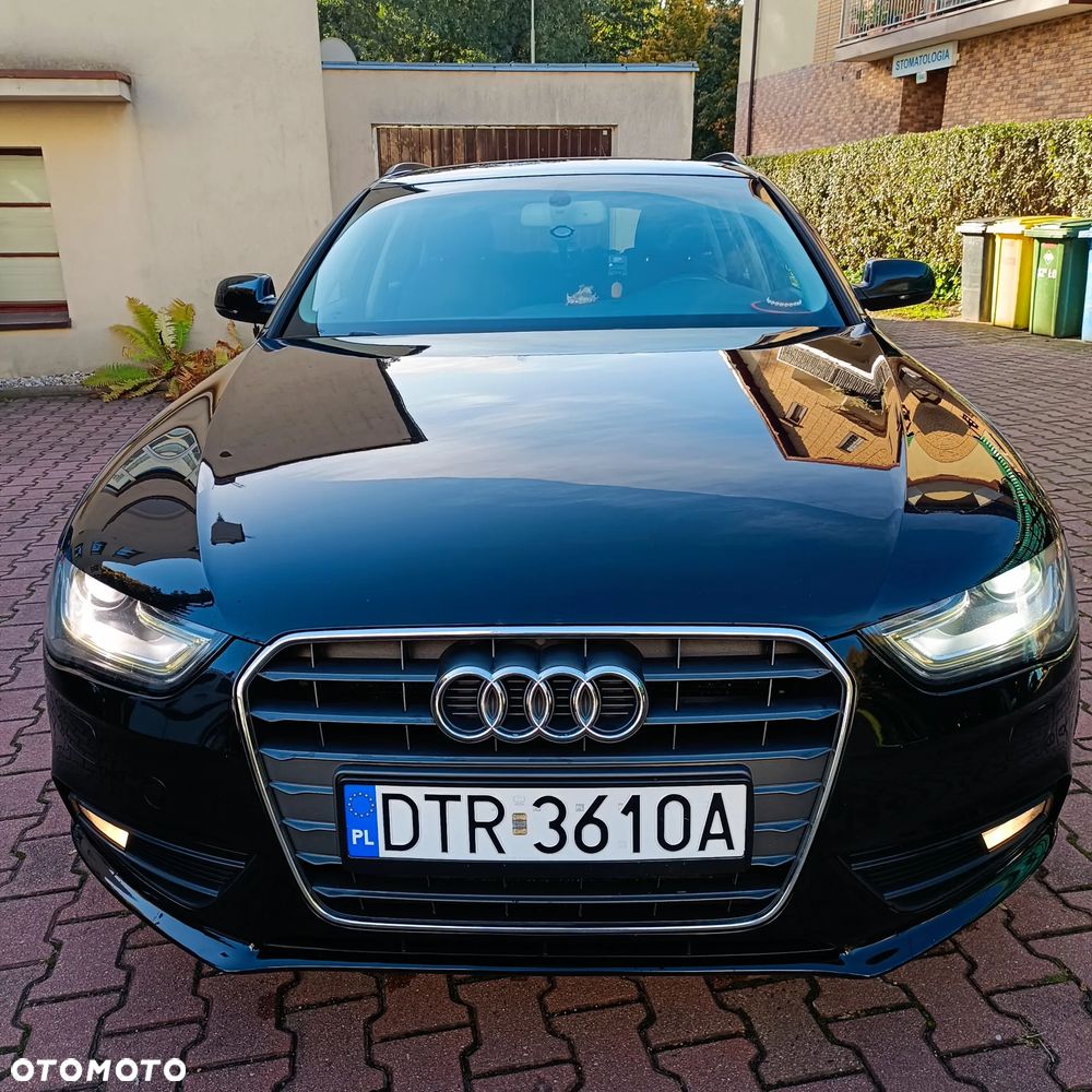 Audi A4 - 1