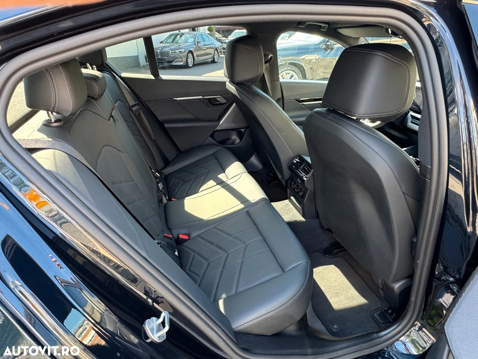 BMW Seria 5 520d AT MHEV - 8