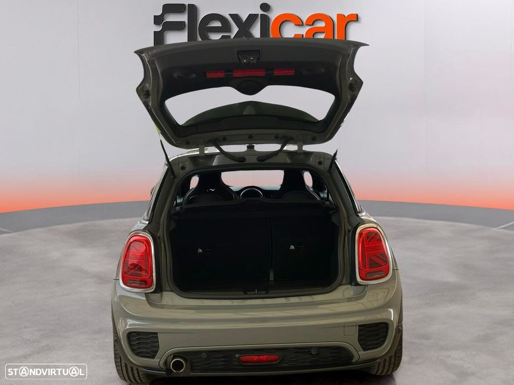 MINI 3 Portas One D - 9