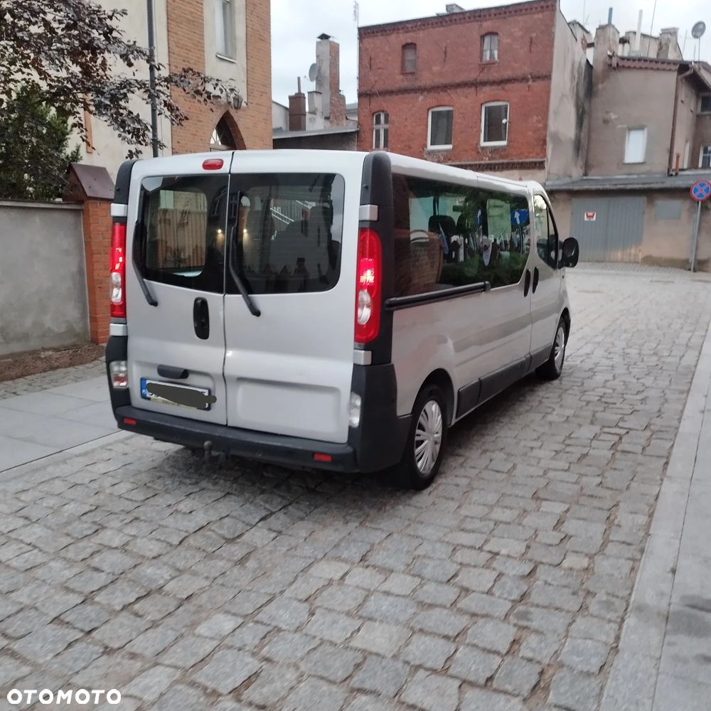 Opel Vivaro - 15
