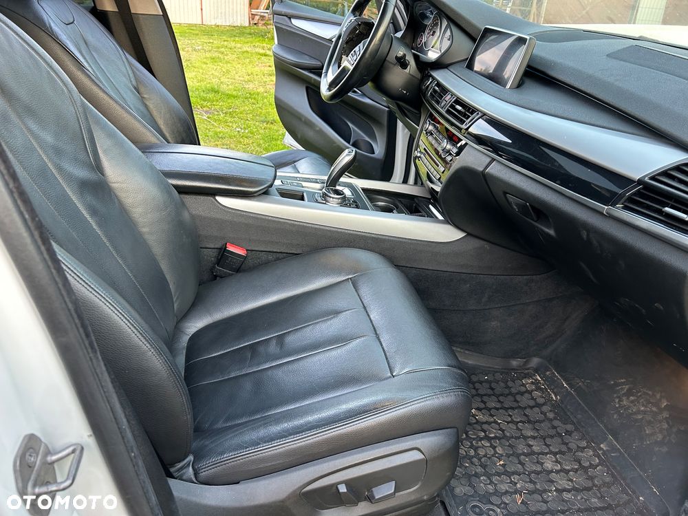 BMW X5 xDrive25d - 27