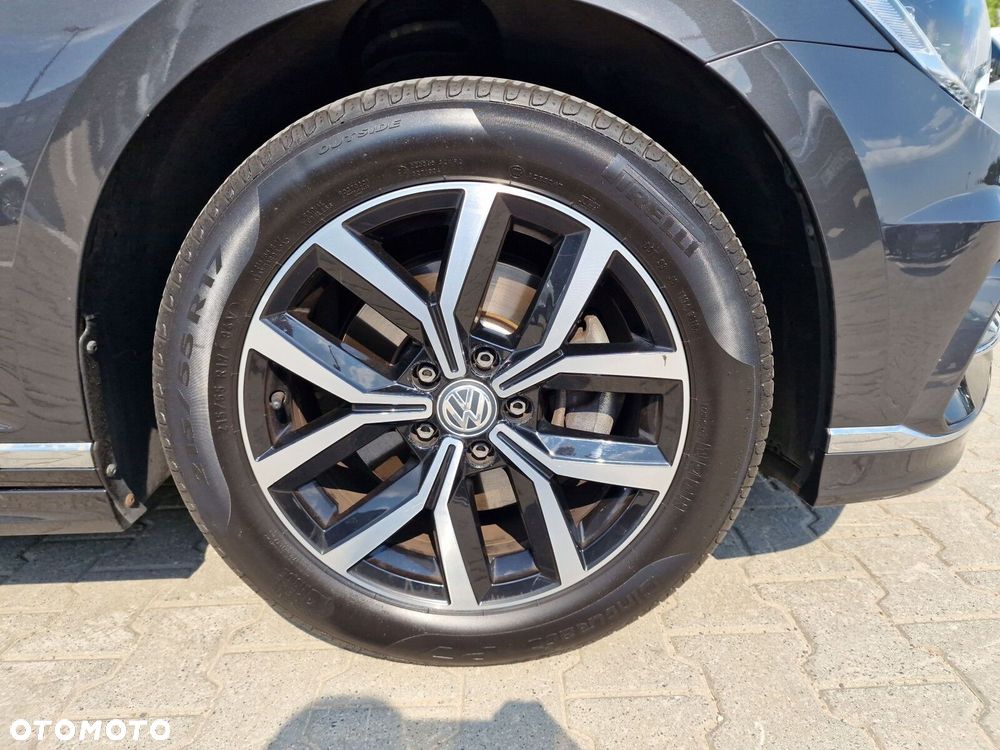 Volkswagen Passat 2.0 TDI SCR Highline - 38