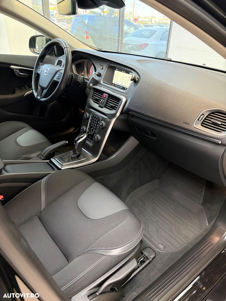 Volvo V40 ver-d3-geartronic-momentum - 10
