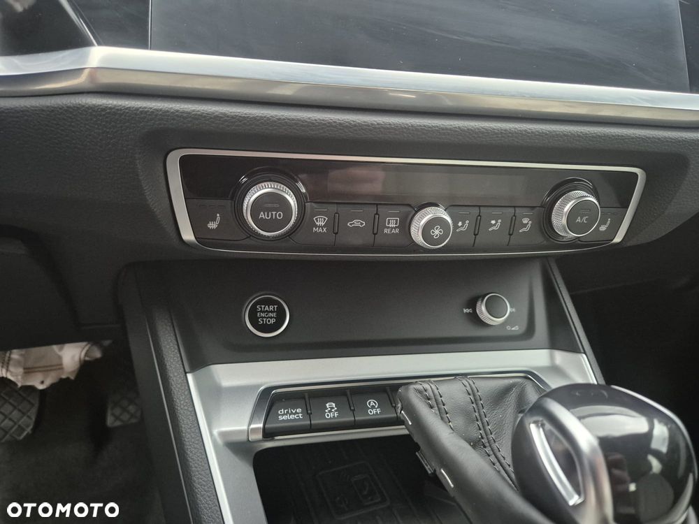 Audi Q3 45 TFSI Quattro S tronic S line - 14