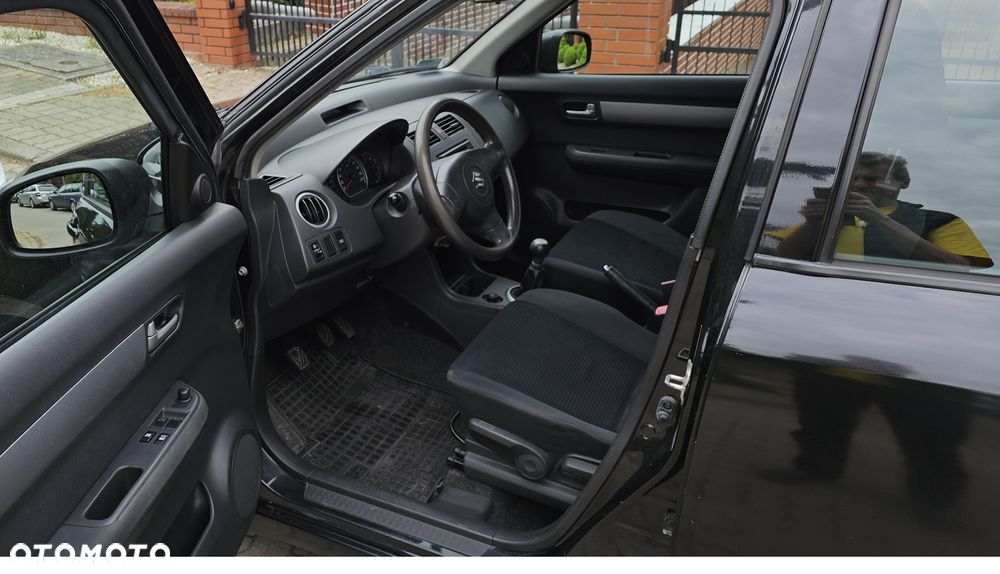 Suzuki Swift 1.3 Comfort - 4