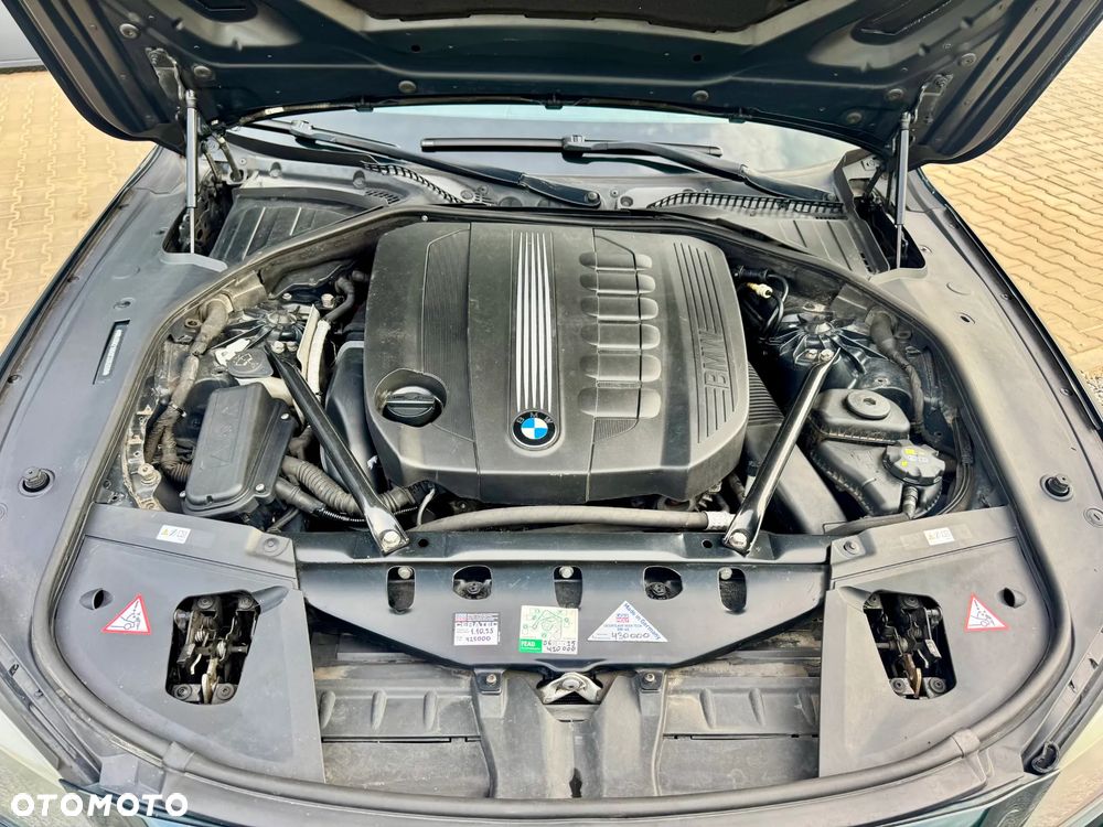 BMW Seria 7 730d - 29
