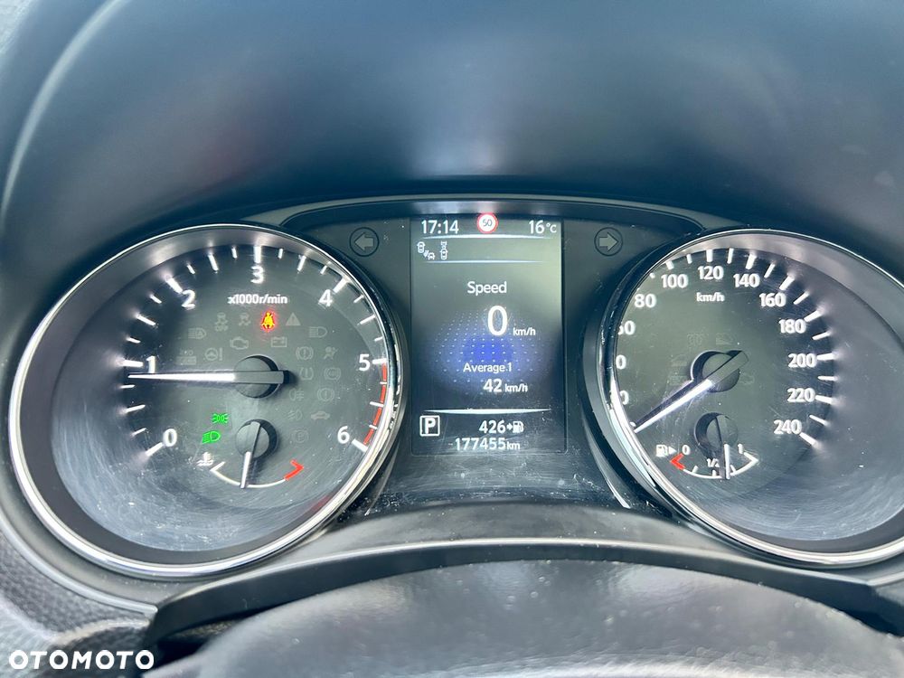 Nissan Qashqai 1.6 DCi Tekna Xtronic - 30