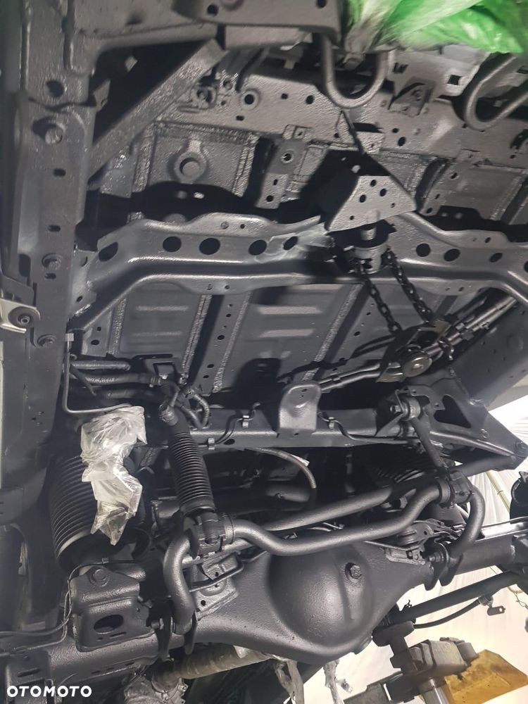 Toyota Land Cruiser LC 2.8 D-4D Executive - 28