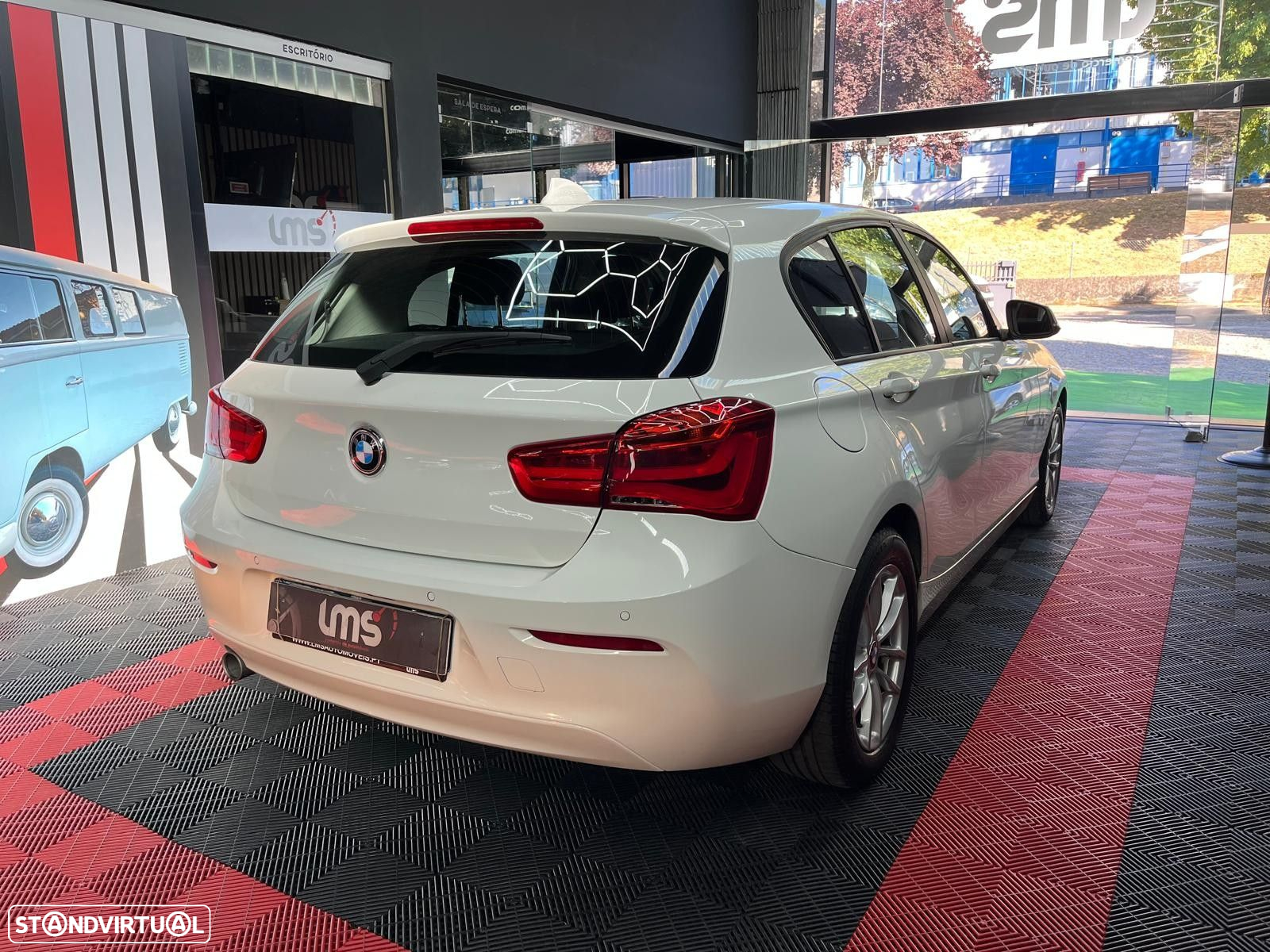BMW 116 d EfficientDynamics - 4