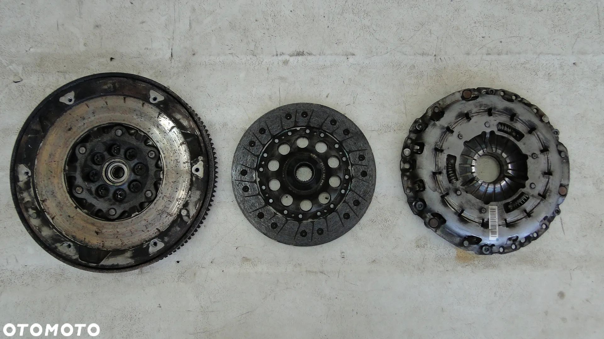 BMW 1 E87 E88 E81 SPRZĘGŁO KOŁO DWUMASOWE DWUMAS KOMPLET 2.0D N47 - 1