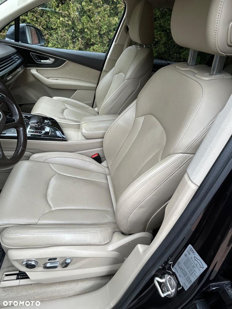 Audi Q7 - 5
