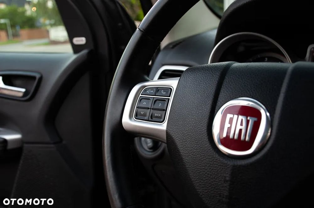 Fiat Freemont 2.0 Multijet 16V DPF Automatik Allrad Black Code - 40