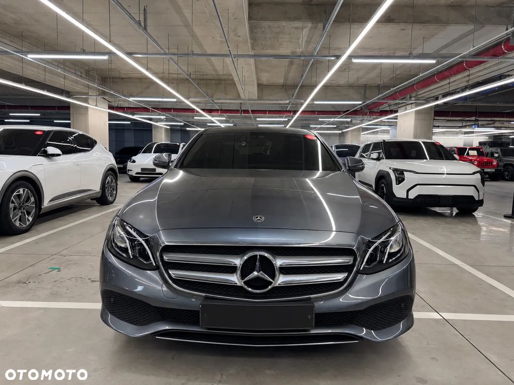 Mercedes-Benz Klasa E 200 9G-TRONIC Avantgarde - 2