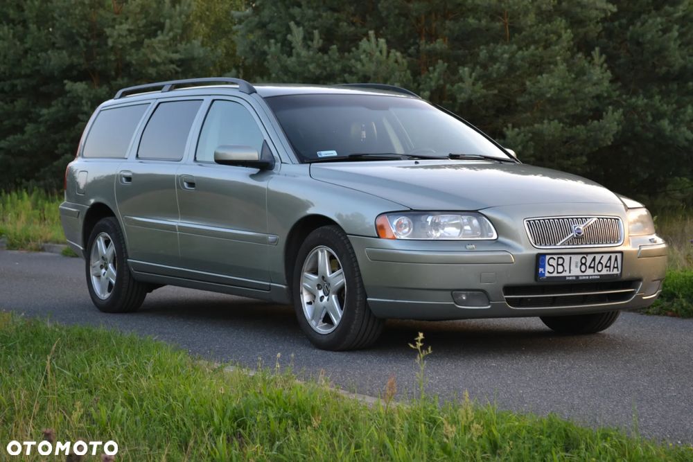 Volvo V70 2.4D5 Momentum - 6