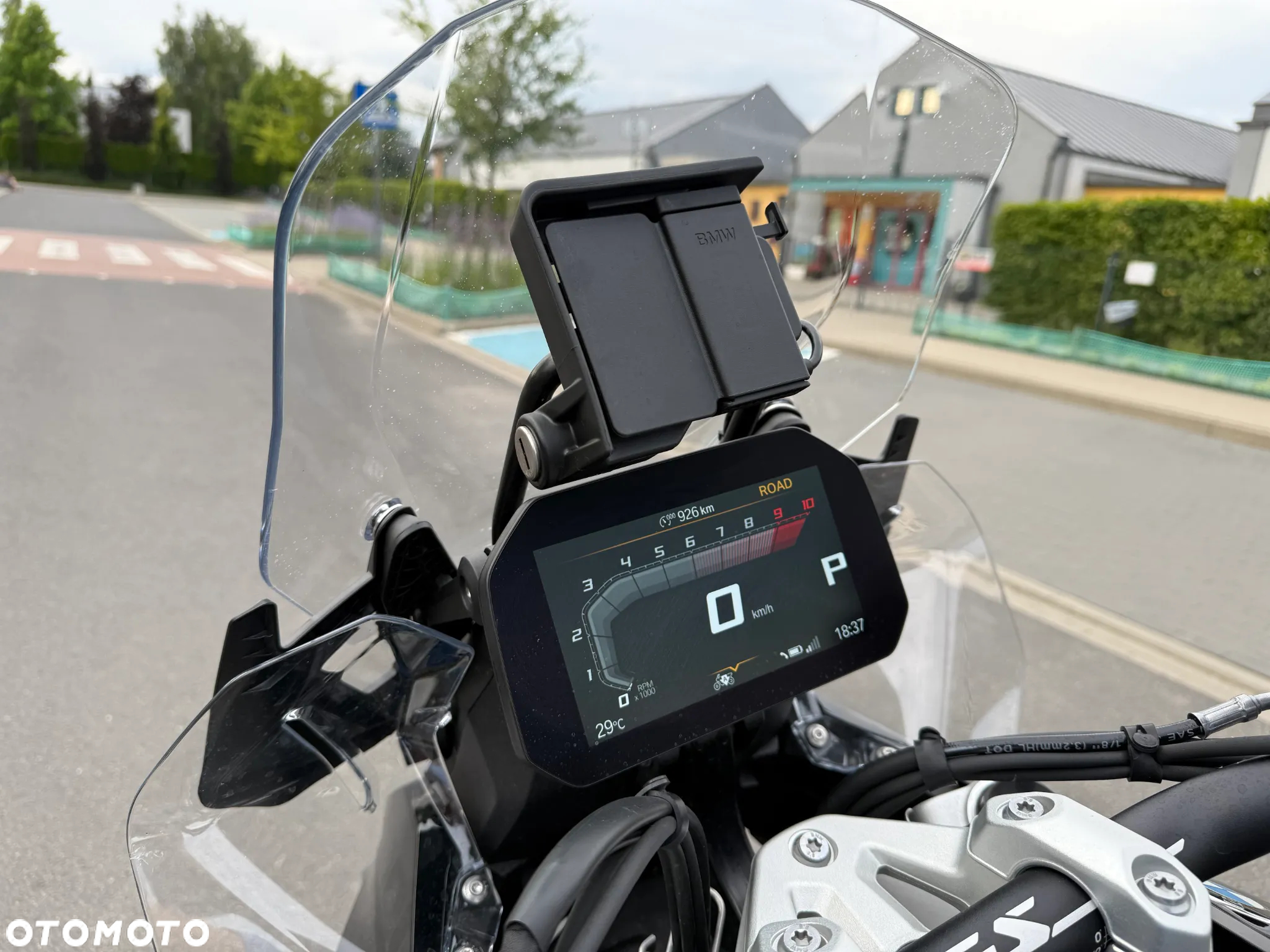 BMW R - 12