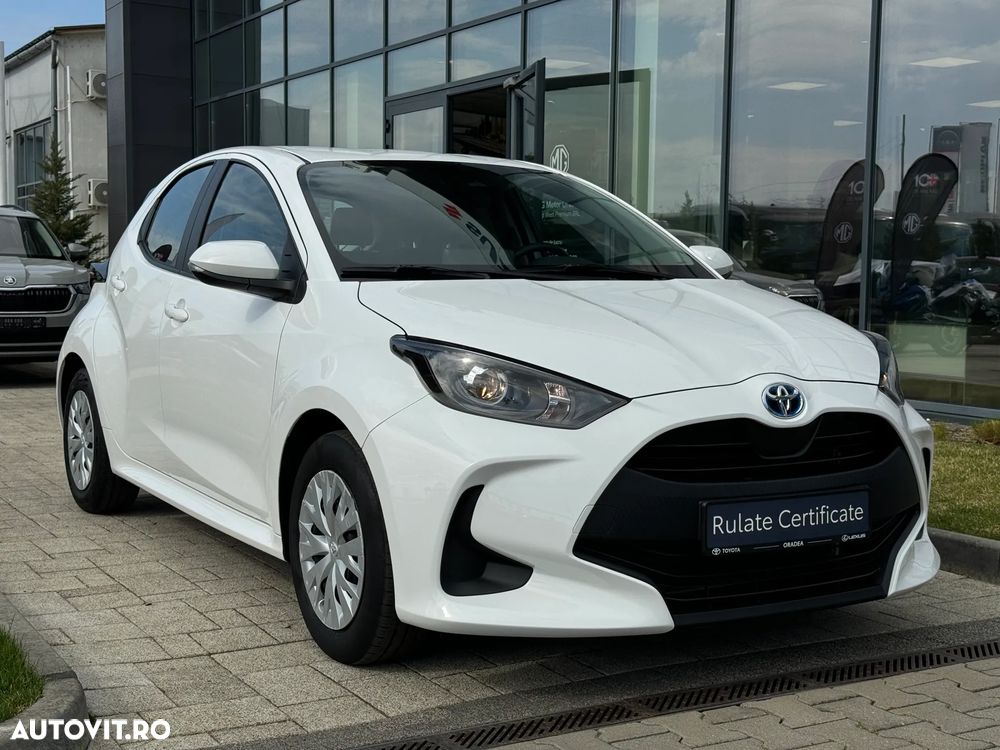 Toyota Yaris 1.5 VVT-i HSD Exclusive Style - 1