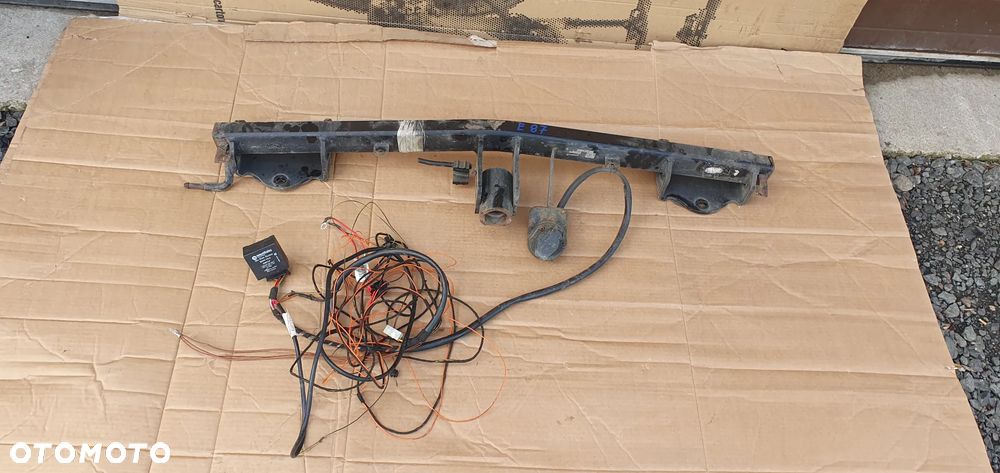 Hak holowniczy odpinany belka bez kuli instalacja moduł BMW I E81 506737 - 1