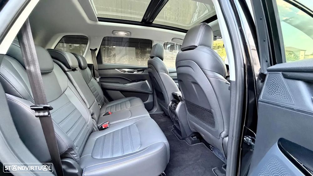 Maxus Euniq 6 Standard - 25