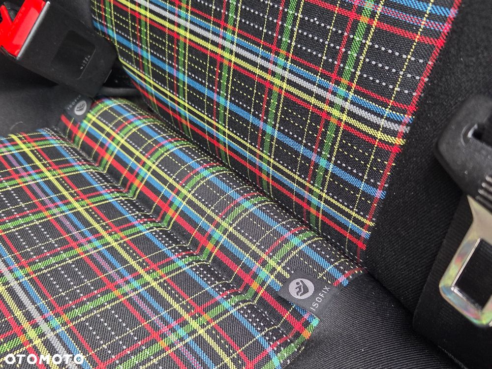 Skoda Fabia 1.2 TSI STYLE EDITION - 25