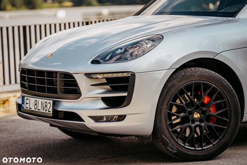 Porsche Macan GTS - 3