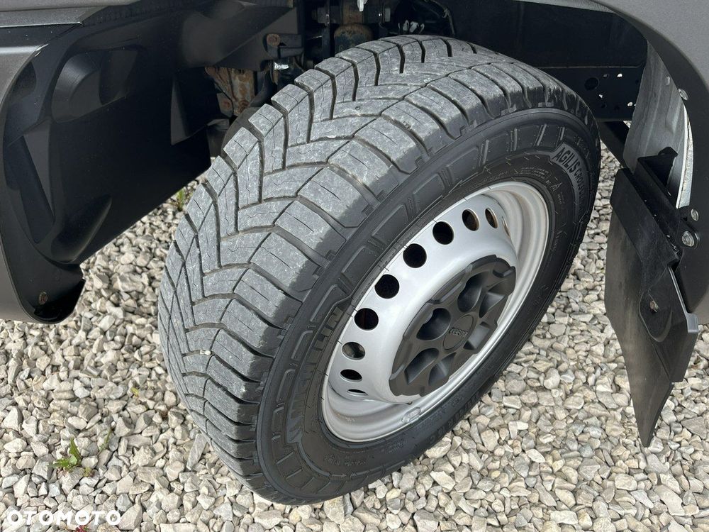 Iveco Daily - 25