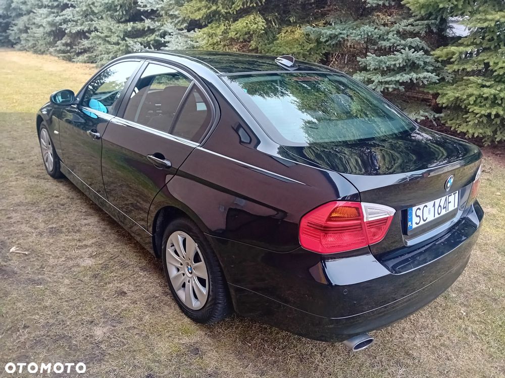 BMW Seria 3 318i Edition Exclusive - 11
