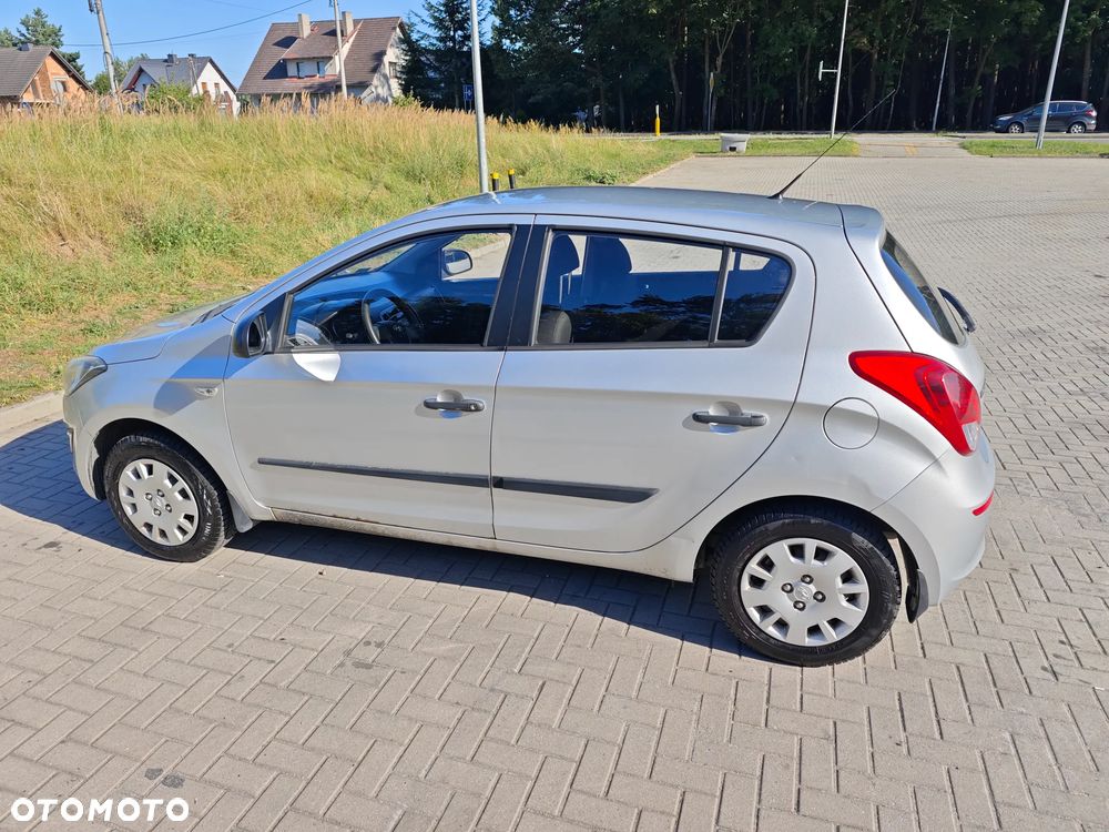 Hyundai I20
