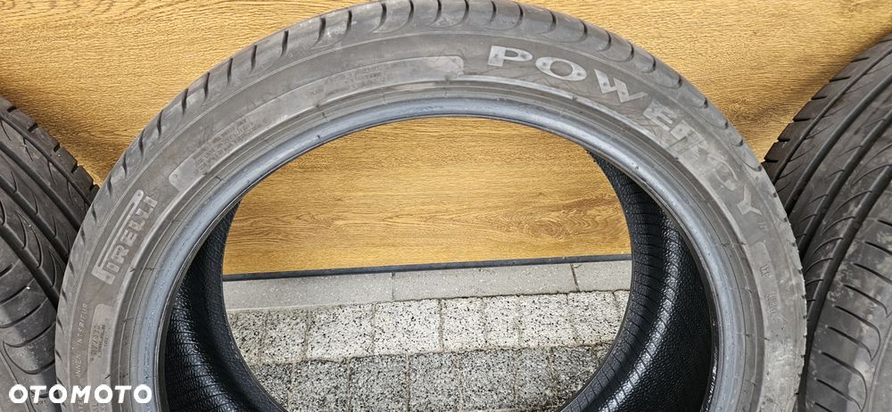 Sprzedam opony letnie Pirelli 225/40R18 - 4