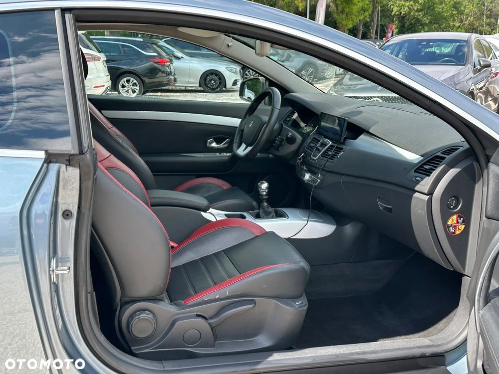 Renault Laguna 2.0 dCi GT - 16