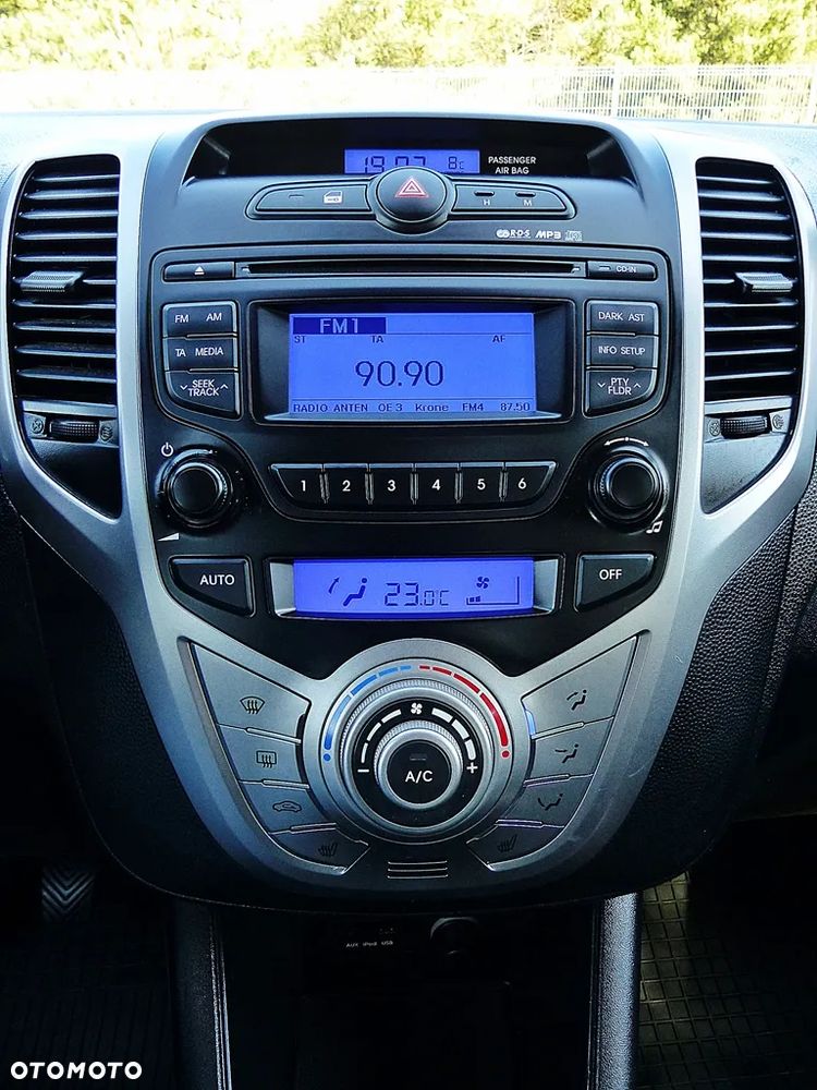 Hyundai ix20 1.4 Premium - 31