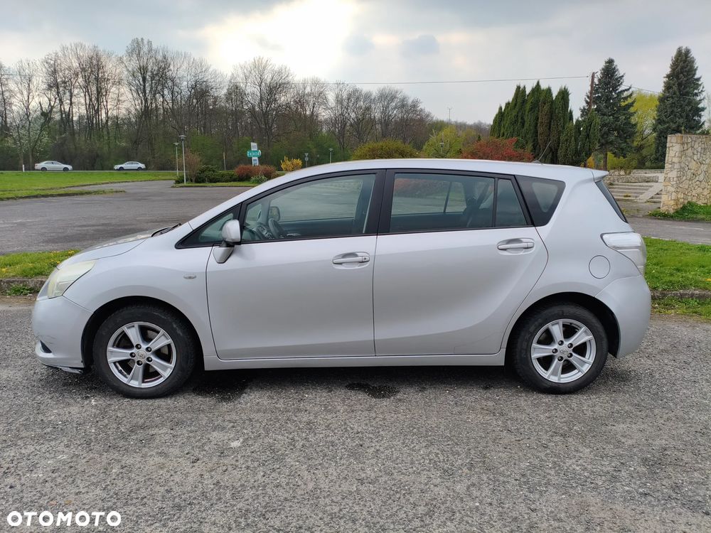 Toyota Verso 2.0 D-4D Sol - 2