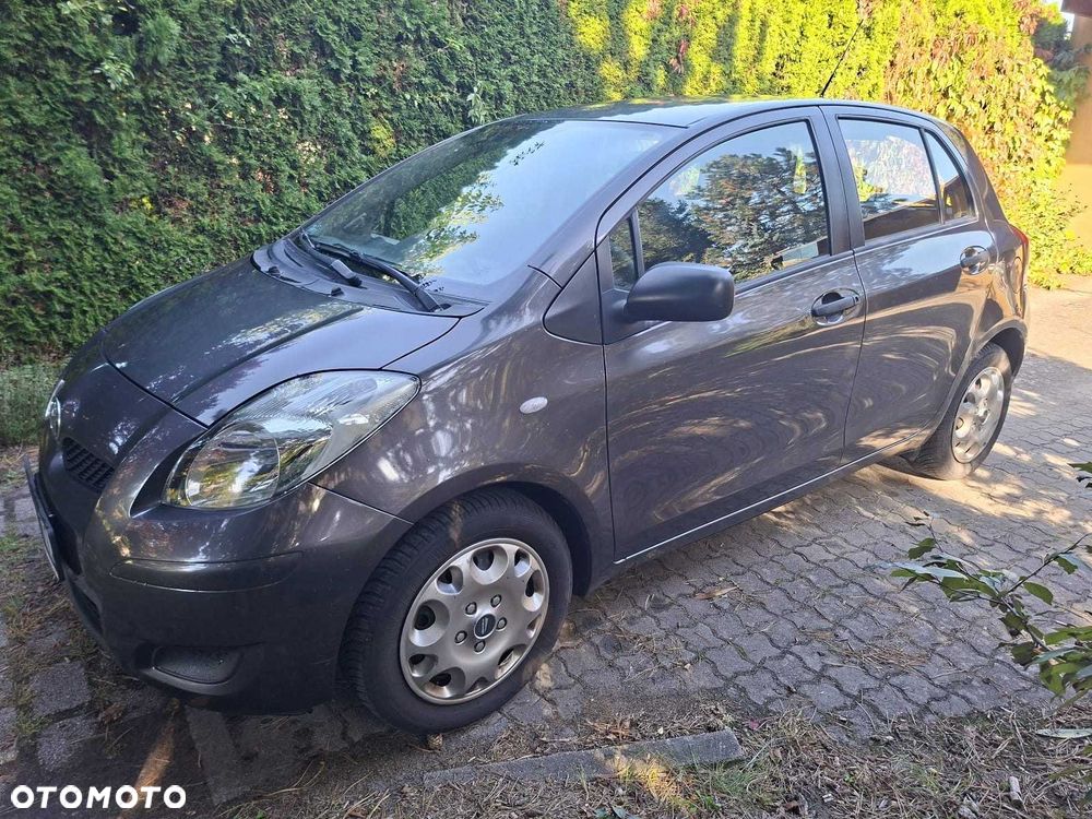 Toyota Yaris - 3
