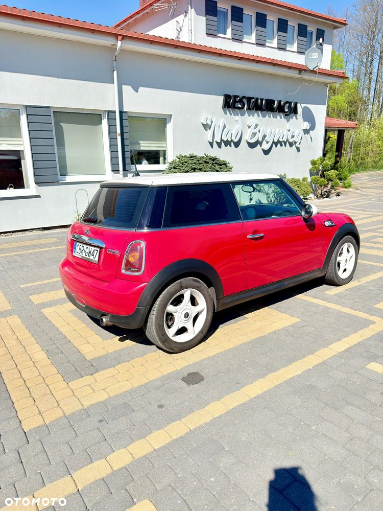 MINI Cooper Standard - 3